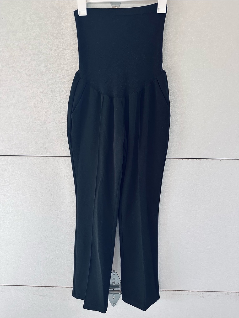 NWOT Motherhood Black Maternity Wide-Leg Trousers